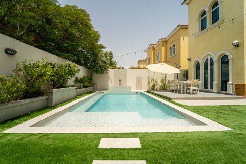 Vila v Jumeirah Islands, Dubai, SAE 3 ložnice, 512 m² Č.: 734110 - fotografie 28