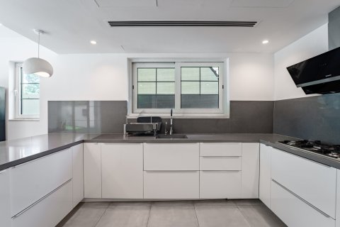 Vila v Jumeirah Islands, Dubai, SAE 3 ložnice, 512 m² Č.: 734110 - fotografie 9