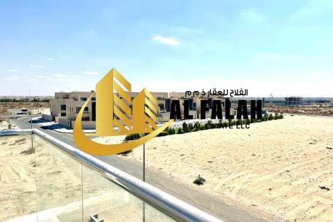 Tontti Tilal City, Sharjah, Arabiemiraatit 425 m2 № 645431 - kuva 2