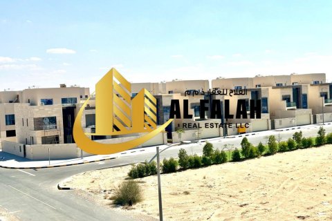 Tontti Tilal City, Sharjah, Arabiemiraatit 425 m2 № 645431 - kuva 3