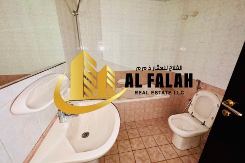 Apartament në Al Majaz, Sharjah, Emiratet e Bashkuara Arabe 4 dhoma gjumi, 325 m2. № 645435 - Foto 14