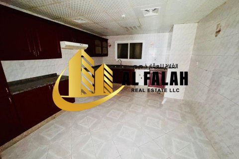 Apartament në Al Majaz, Sharjah, Emiratet e Bashkuara Arabe 4 dhoma gjumi, 325 m2. № 645435 - Foto 10