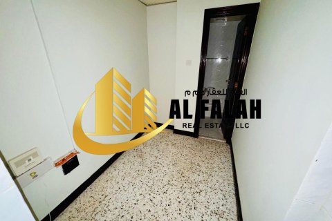 Apartament në Al Majaz, Sharjah, Emiratet e Bashkuara Arabe 4 dhoma gjumi, 325 m2. № 645435 - Foto 12
