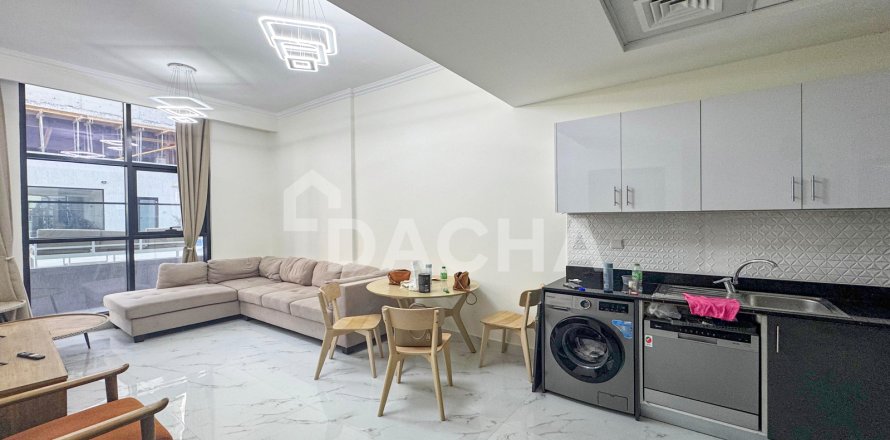 Apartment in Jumeirah Village Triangle, Dubai, UAE 1 bedroom, 83 sq.m. № 728224