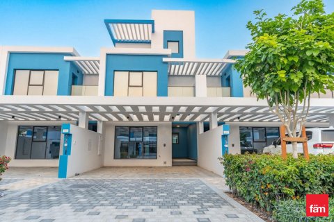 Casa urbana para arrendamento em Dubai, EAU 4 quartos, 144 m2 № 702411 - foto 2