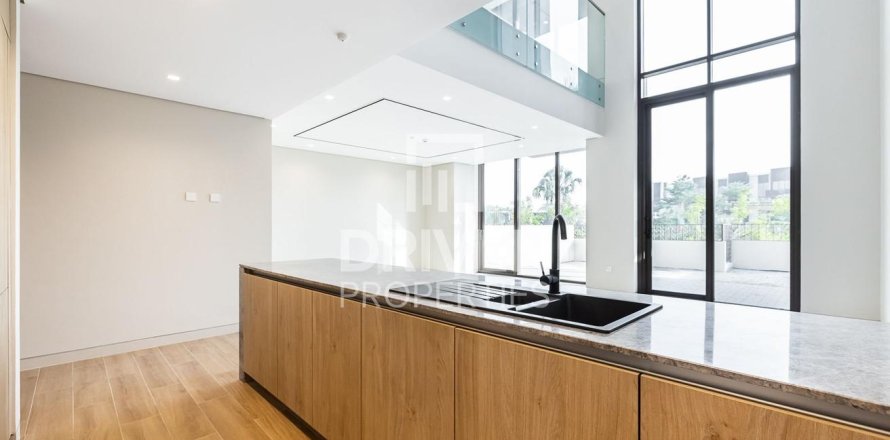 Villa à Jumeirah, Dubai, EAU: 3 chambres, 291 m2 № 683022