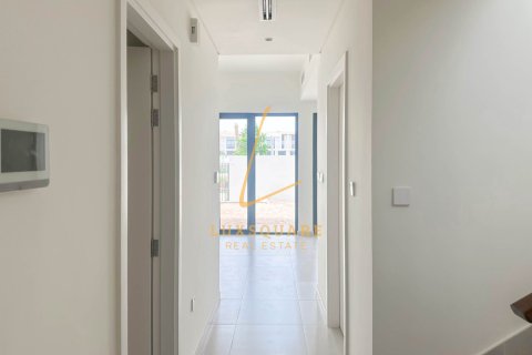 Villa te huur in Dubai South (Dubai World Central), Dubai, VAE 3 slaapkamers, 144 vr.m., nr 722575 - foto 4