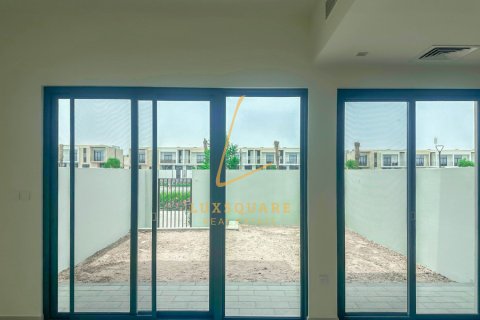 Villa te huur in Dubai South (Dubai World Central), Dubai, VAE 3 slaapkamers, 144 vr.m., nr 722575 - foto 3