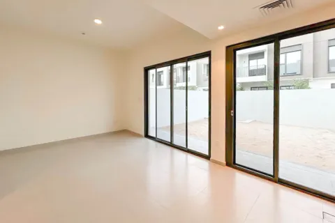 Villa te huur in Dubai South (Dubai World Central), Dubai, VAE 3 slaapkamers, 144 vr.m., nr 722576 - foto 5