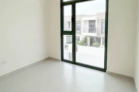 Villa te huur in Dubai South (Dubai World Central), Dubai, VAE 3 slaapkamers, 144 vr.m., nr 722576 - foto 13