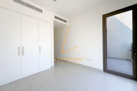 Villa te huur in Dubai South (Dubai World Central), Dubai, VAE 3 slaapkamers, 130 vr.m., nr 722574 - foto 17