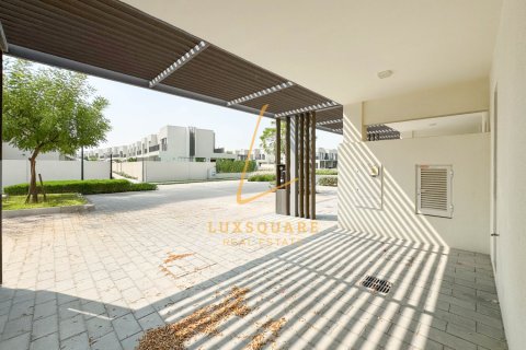 Villa te huur in Dubai South (Dubai World Central), Dubai, VAE 3 slaapkamers, 130 vr.m., nr 722574 - foto 24