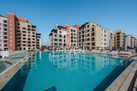 Appartement te koop in Jumeirah, Dubai, VAE 1 slaapkamer, 74.42 vr.m., nr 756753 - foto 11