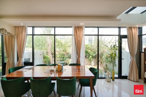 Villa en venta en Al Furjan, Dubai, EAU 3 dormitorios, 168.2 m2 № 646973 - foto 2