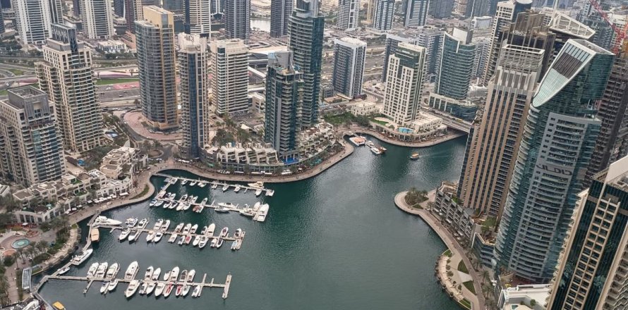 דירה ב Dubai Marina, Dubai, איחוד האמירויות 2 חדרי שינה, 156.5 מ"ר מספר 646970
