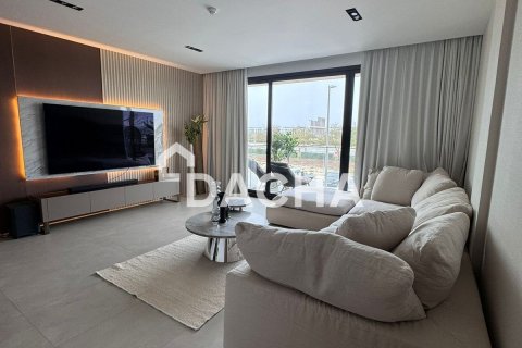 Appartamento a Nadd Al Sheba, Dubai, EAU 2 camere da letto, 132 mq. № 706476