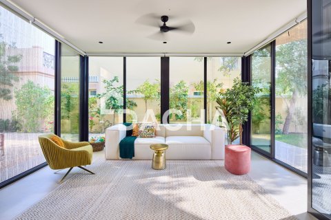 Müüa villa asukohaga Jumeirah Village Triangle, Dubai, AÜE: 2 magamistoaga, 280 m² Nr 706475 - pilt 4