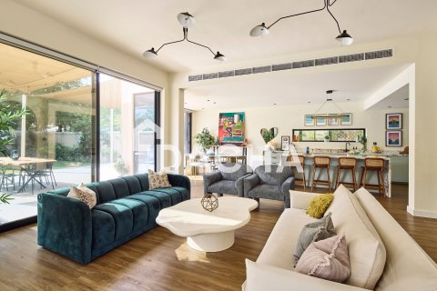 Müüa villa asukohaga Jumeirah Village Triangle, Dubai, AÜE: 2 magamistoaga, 280 m² Nr 706475 - pilt 7
