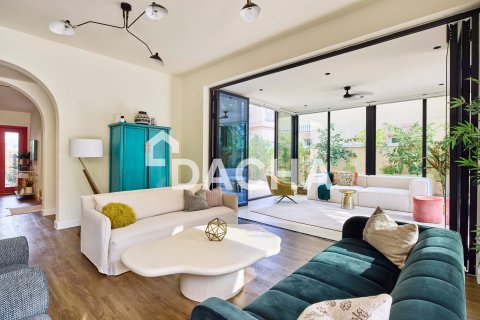 Müüa villa asukohaga Jumeirah Village Triangle, Dubai, AÜE: 2 magamistoaga, 280 m² Nr 706475 - pilt 3
