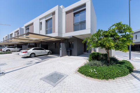 Apartment til leje i Dubai South (Dubai World Central), Dubai, UAE 4 soveværelser, 307 kvm № 681437 - foto 2