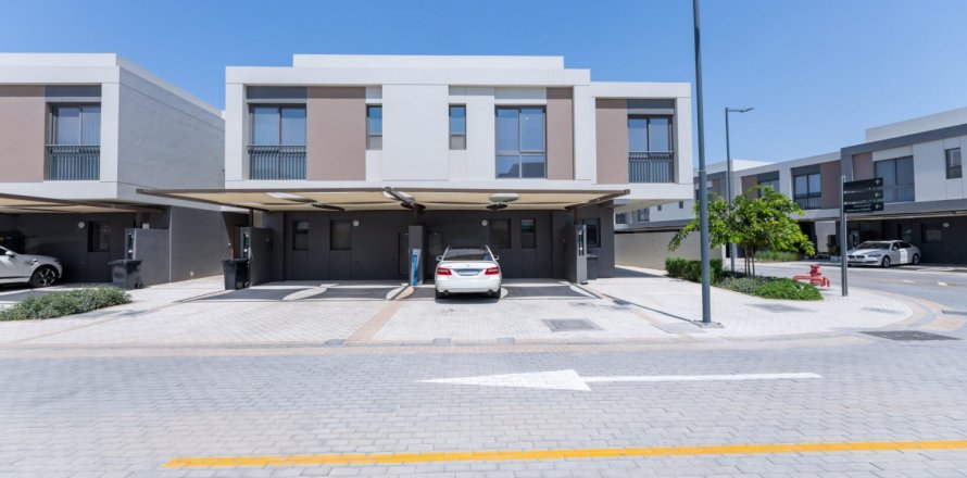 Apartment i Dubai South (Dubai World Central), Dubai, UAE 4 soveværelser, 307 kvm № 681437