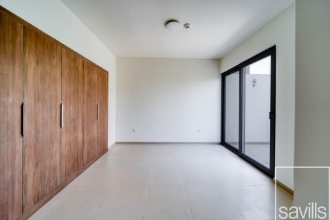 Casa urbana para arrendamento em Tilal Al Ghaf, Dubai, EAU 4 quartos, 201.97 m2 № 747590 - foto 7