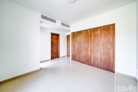 Casa urbana para arrendamento em Tilal Al Ghaf, Dubai, EAU 4 quartos, 201.97 m2 № 747590 - foto 9
