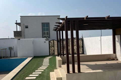Villa te koop in Al Mairid, Ras Al Khaimah, VAE 2 slaapkamers, 450 vr.m., nr 656827 - foto 14