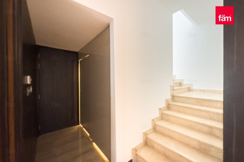 Villa te huur in Dubai, VAE 5 slaapkamers, 849 vr.m., nr 645540 - foto 14