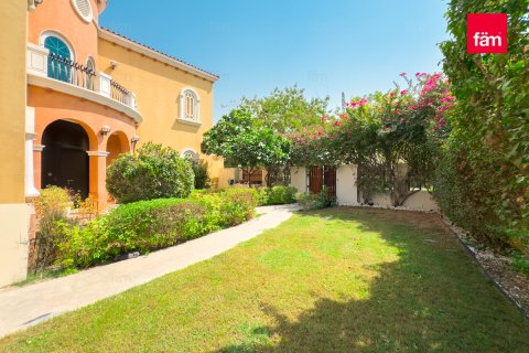 Villa te huur in Dubai, VAE 5 slaapkamers, 849 vr.m., nr 645540 - foto 4