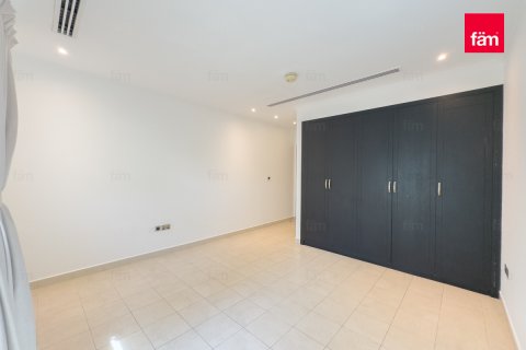 Villa te huur in Dubai, VAE 5 slaapkamers, 849 vr.m., nr 645540 - foto 26
