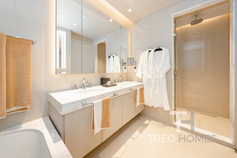 Apartment in Burj Khalifa, Dubai, UAE 2 bedrooms, 134 sq.m. № 597569 - photo 15
