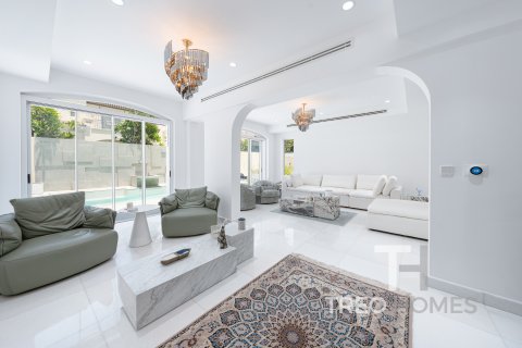 Arabian Ranches、Dubai、UAE にあるヴィラ販売中 6ベッドルーム、480 m2、No597558 - 写真 11