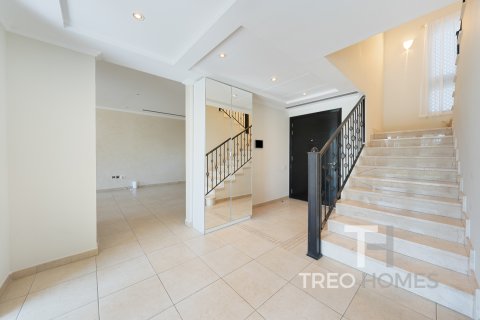 Vila v Jumeirah Park, Dubai, SAE 3 ložnice, 285 m² Č.: 597570 - fotografie 2