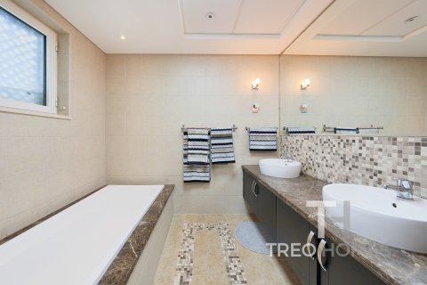 Vila v Jumeirah Park, Dubai, SAE 3 ložnice, 285 m² Č.: 597570 - fotografie 20