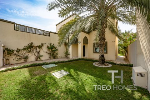 Vila v Jumeirah Park, Dubai, SAE 3 ložnice, 285 m² Č.: 597570 - fotografie 13