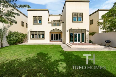 Vila v Jumeirah Park, Dubai, SAE 3 ložnice, 285 m² Č.: 597570 - fotografie 25