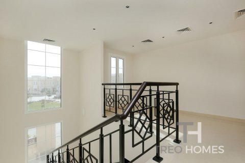 Villa in Mudon, Dubai, UAE 4 bedrooms, 636 sq.m. № 597567 - photo 15