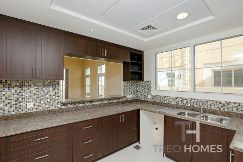 Villa in Mudon, Dubai, UAE 4 bedrooms, 636 sq.m. № 597567 - photo 10