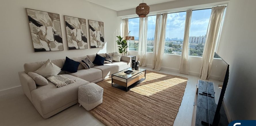 Apartment sa Jumeirah Lake Towers, Dubai, UAE 1 silid-tulugan, 94 sq.m. № 697862