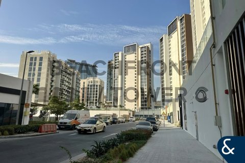 Apartmen di Meydan, Dubai, UAE 1 bilik tidur, 60 meter persegi № 697883 - foto 1