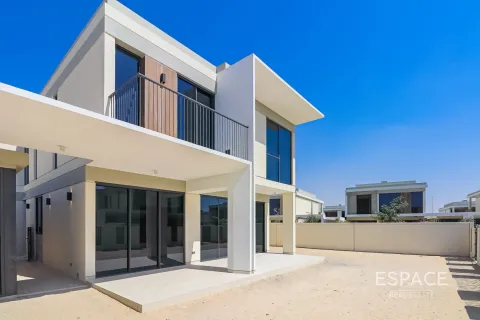 Зняти в оренду віллу в Tilal Al Ghaf, Дубай, ОАЕ 5 спалень, 406м2, № 661332 - фото 20