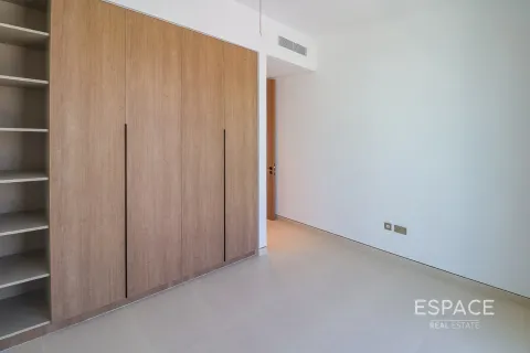 Зняти в оренду віллу в Tilal Al Ghaf, Дубай, ОАЕ 5 спалень, 406м2, № 661332 - фото 14