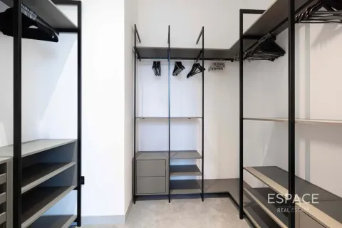 Penthouse te huur in Palm Jumeirah, Dubai, VAE 3 slaapkamers, 493 vr.m., nr 661328 - foto 11