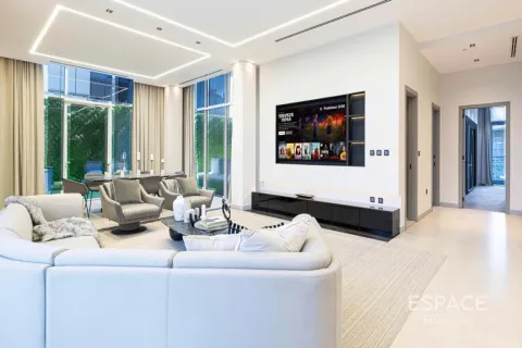 Penthouse te huur in Palm Jumeirah, Dubai, VAE 3 slaapkamers, 493 vr.m., nr 661328 - foto 1