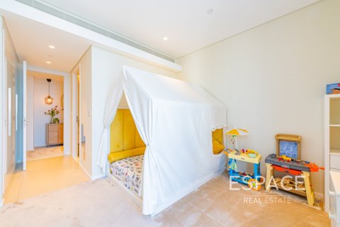 Appartement te huur in Bluewaters, Dubai, VAE 4 slaapkamers, 228 vr.m., nr 661333 - foto 14