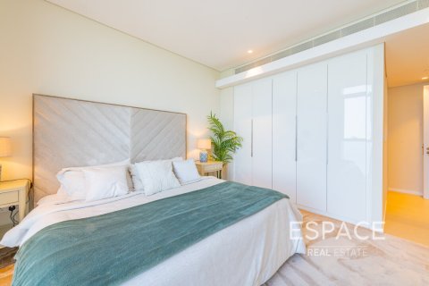 Appartement te huur in Bluewaters, Dubai, VAE 4 slaapkamers, 228 vr.m., nr 661333 - foto 12