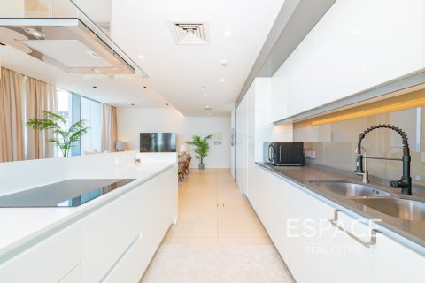 Appartement te huur in Bluewaters, Dubai, VAE 4 slaapkamers, 228 vr.m., nr 661333 - foto 9