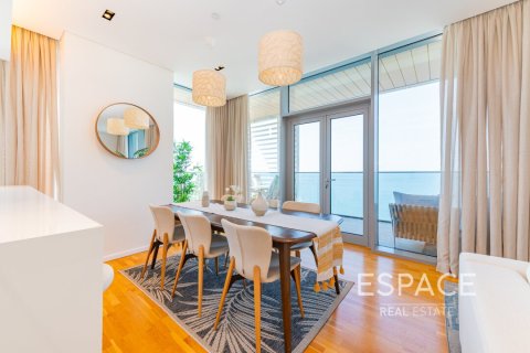 Appartement te huur in Bluewaters, Dubai, VAE 4 slaapkamers, 228 vr.m., nr 661333 - foto 7