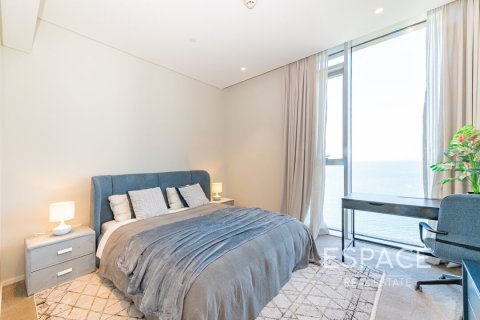 Appartement te huur in Bluewaters, Dubai, VAE 4 slaapkamers, 228 vr.m., nr 661333 - foto 17